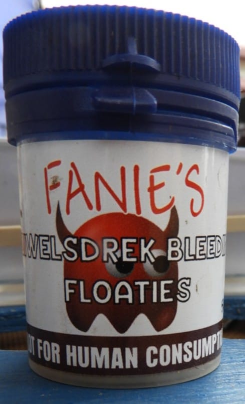 Fanie's Duiwelsdrek Bleeding Floats