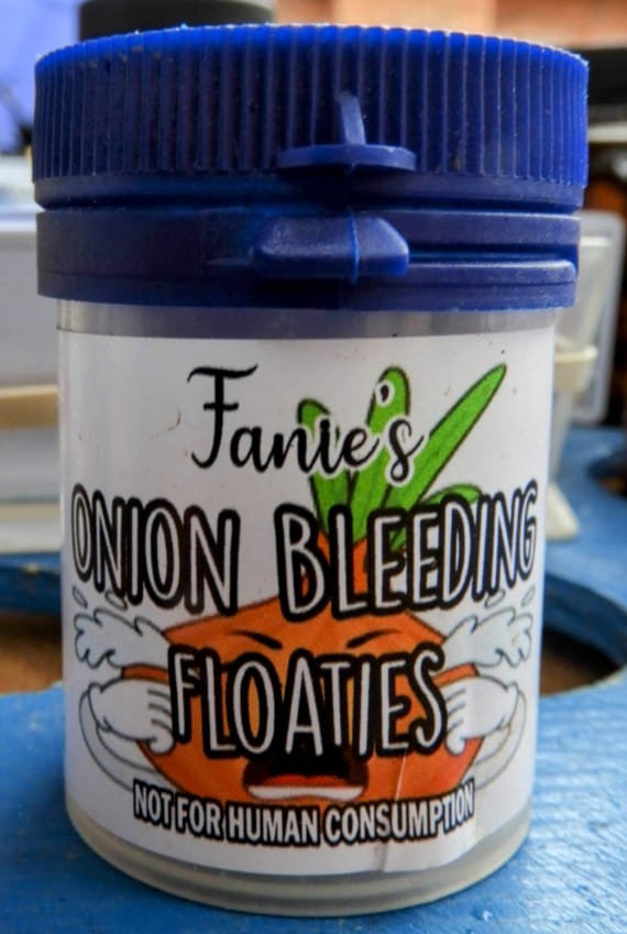 Fanie's Onion Bleeding Float