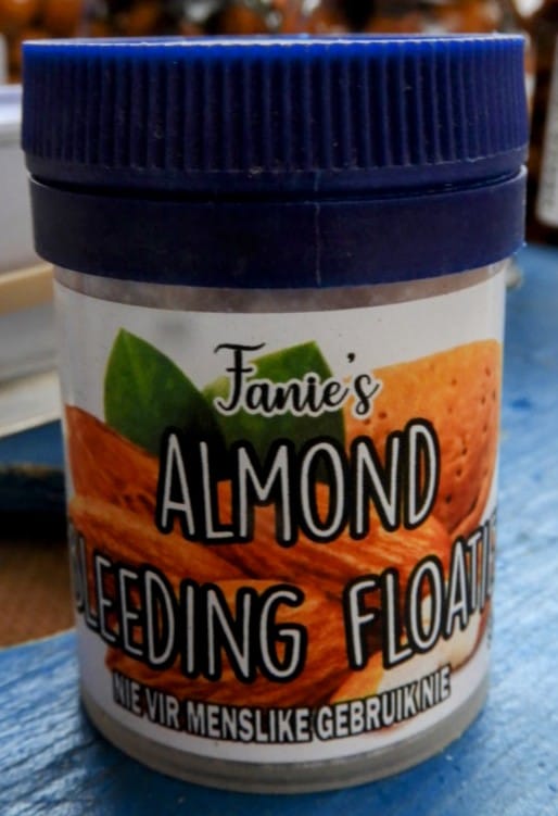 Fanie's Almond Bleeding Float